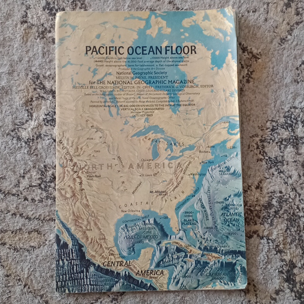 National Geographic Pacific Ocean Floor Book - Blue and Cream